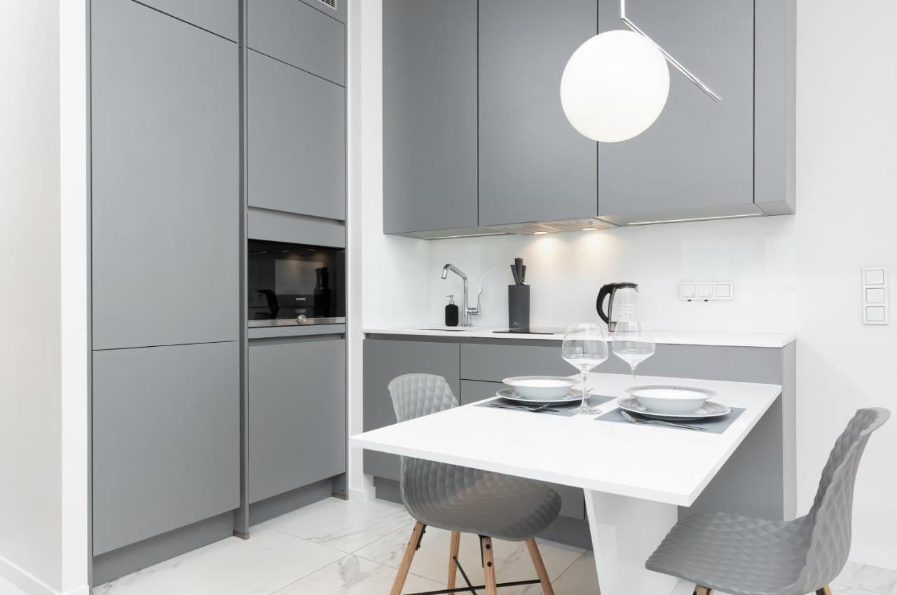 Mennica Residence - City Center Apartments By Noclegi Renters 华沙 外观 照片