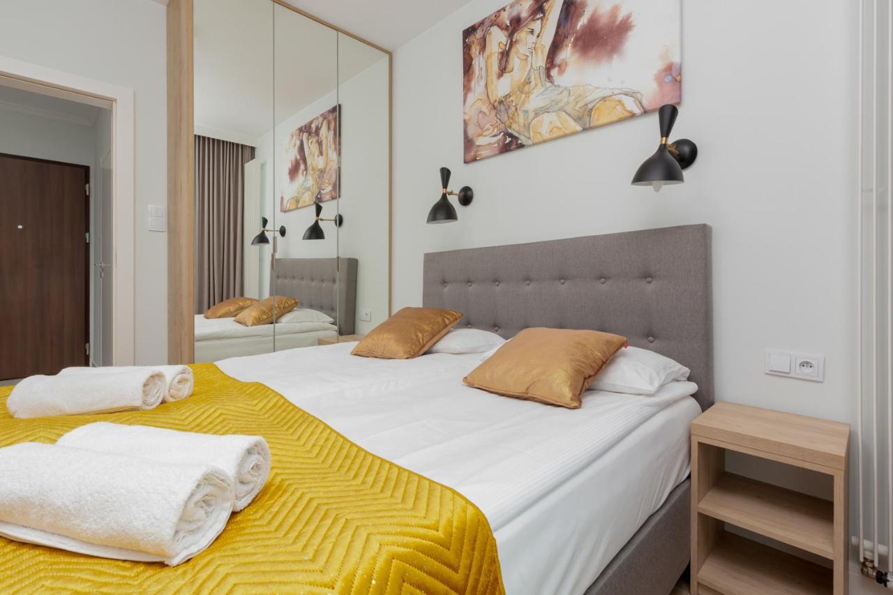 Mennica Residence - City Center Apartments By Noclegi Renters 华沙 外观 照片